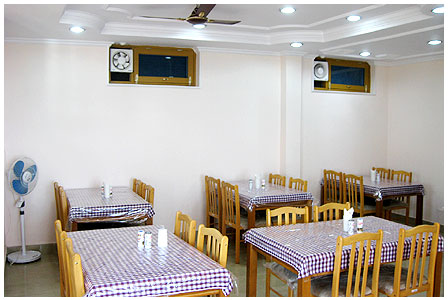 Grand View Lodge Dharamshala Restaurant