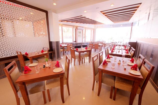 White Ridge Hotel Dharamshala Restaurant