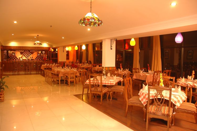 Surya McLeod Hotel Dharamshala Restaurant