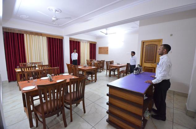 Chand Hotel Dharamshala Restaurant