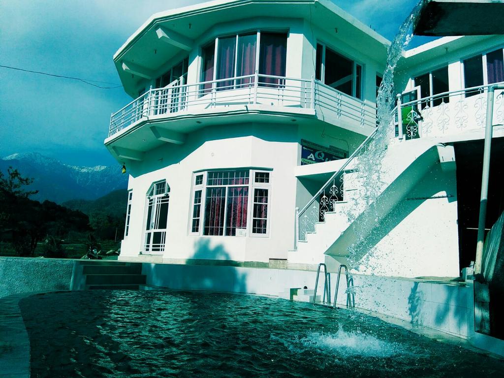 Aqua Waterfall Hotel Dharamshala
