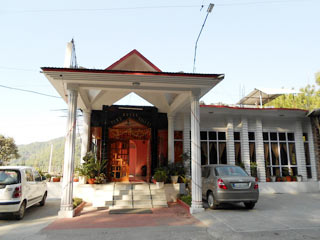 Pine Valley Hotel Dharamshala